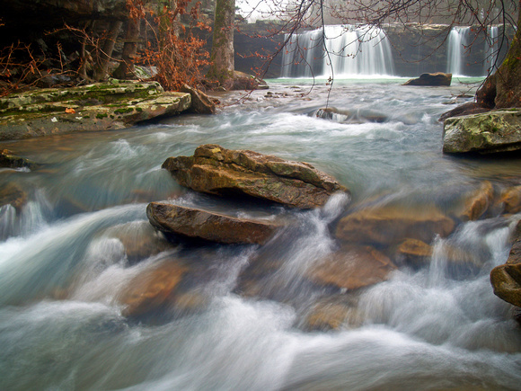 Falling Water Falls, near the Richland Creek Wilderness Area, Oz